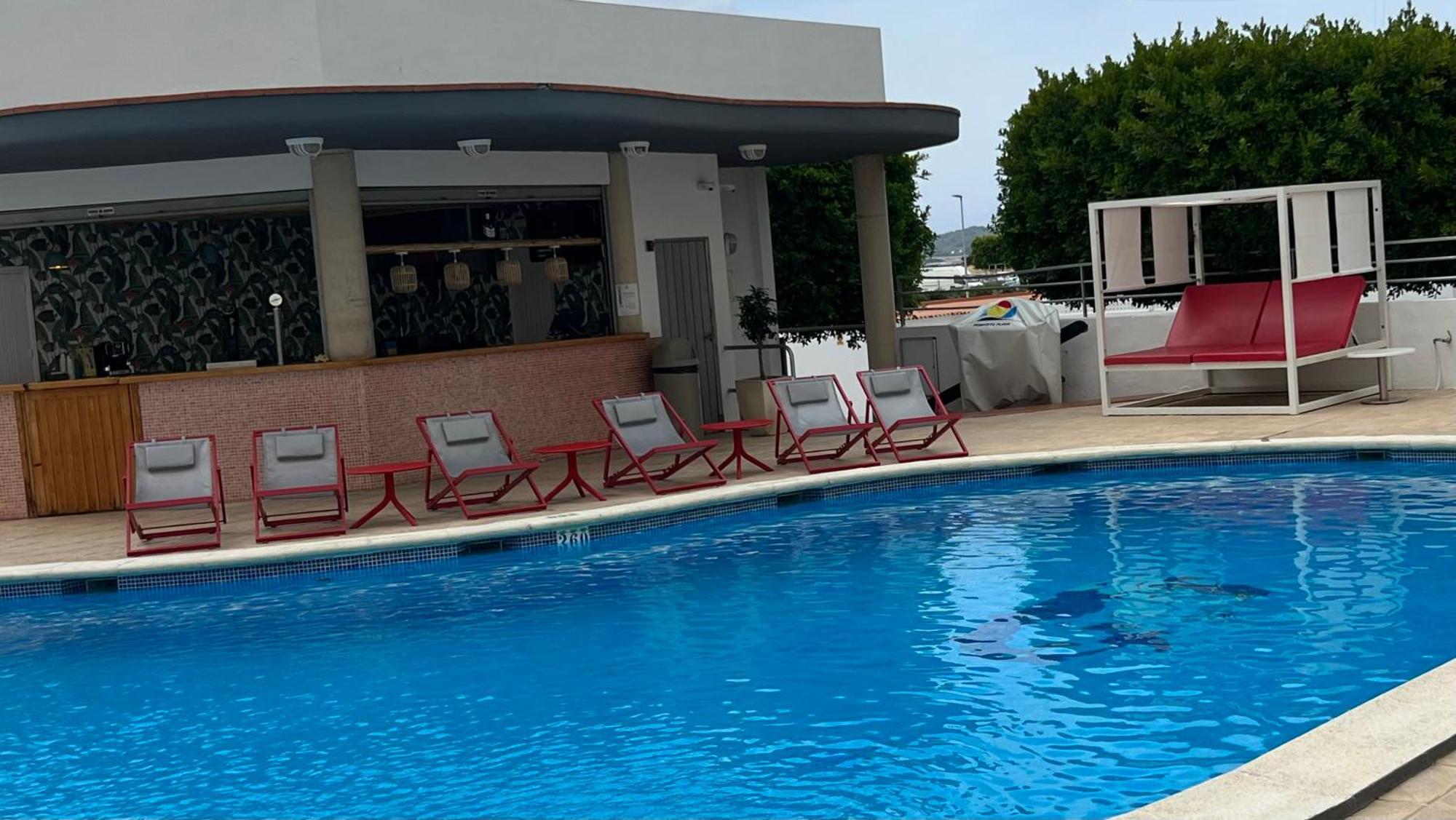 Aparthotel Boutique Poniente Playa San Antonio (Ibiza) Exterior foto